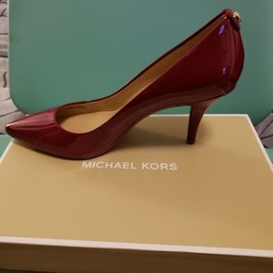 Michael Kors pumps mulberry